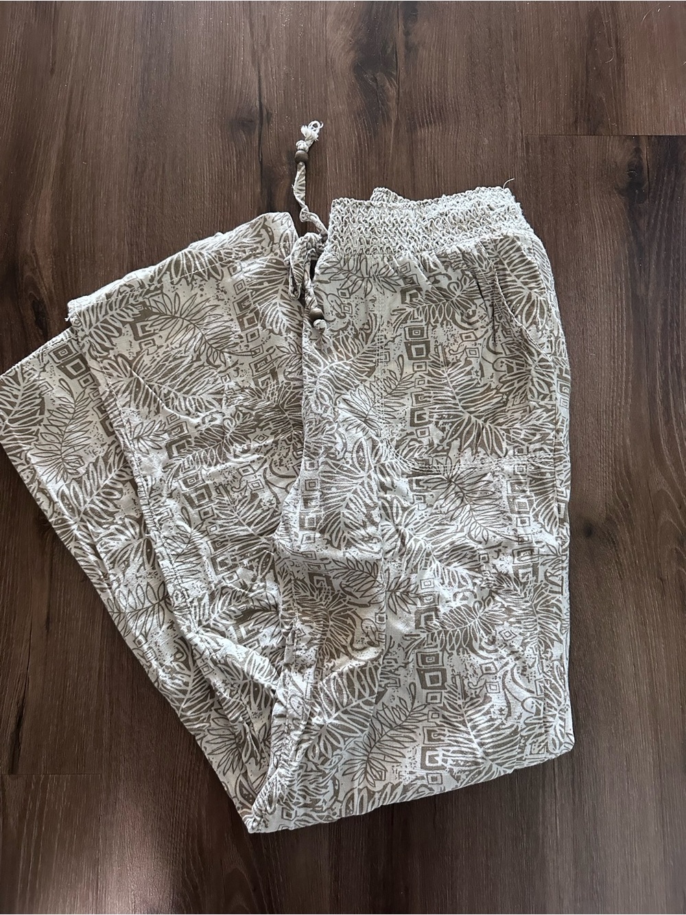 Women's Cream Printed Drawstring Joggers